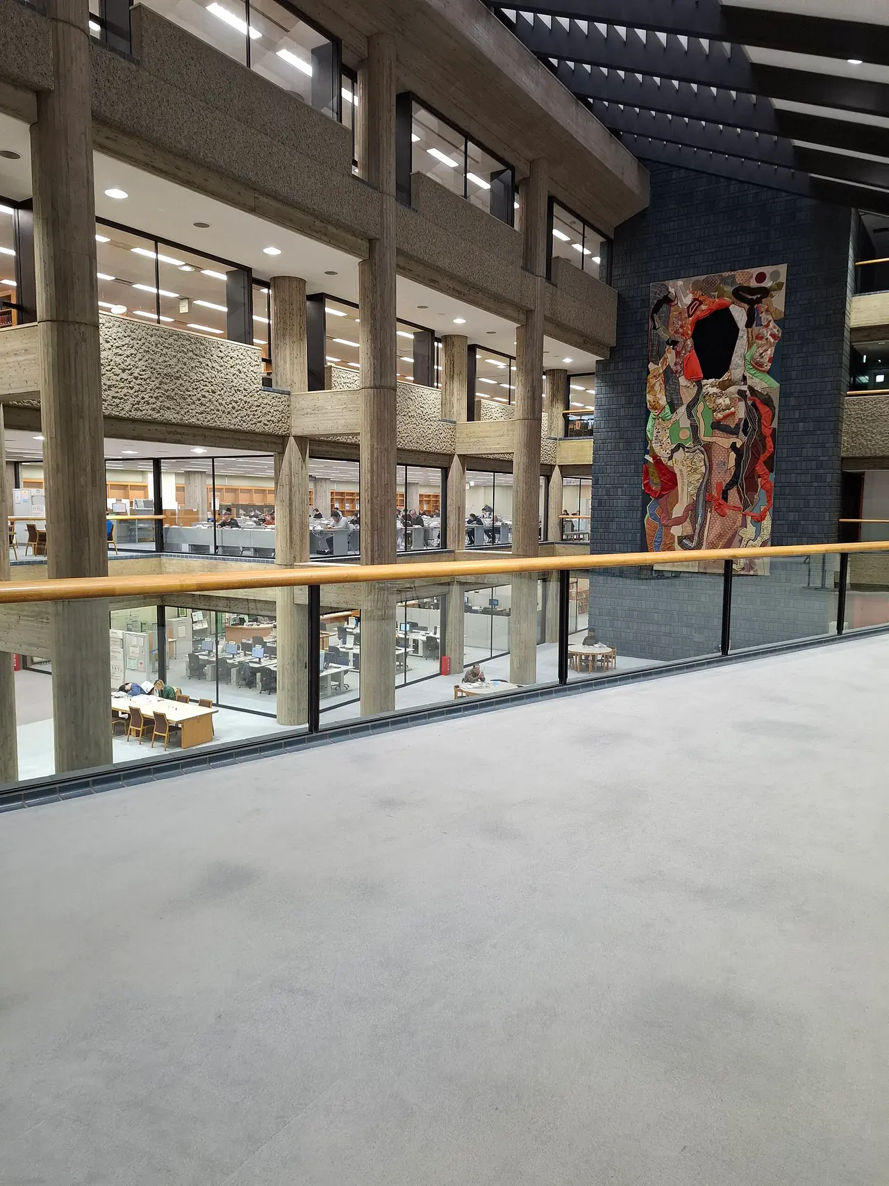Tokyo National Diet Library - interior view