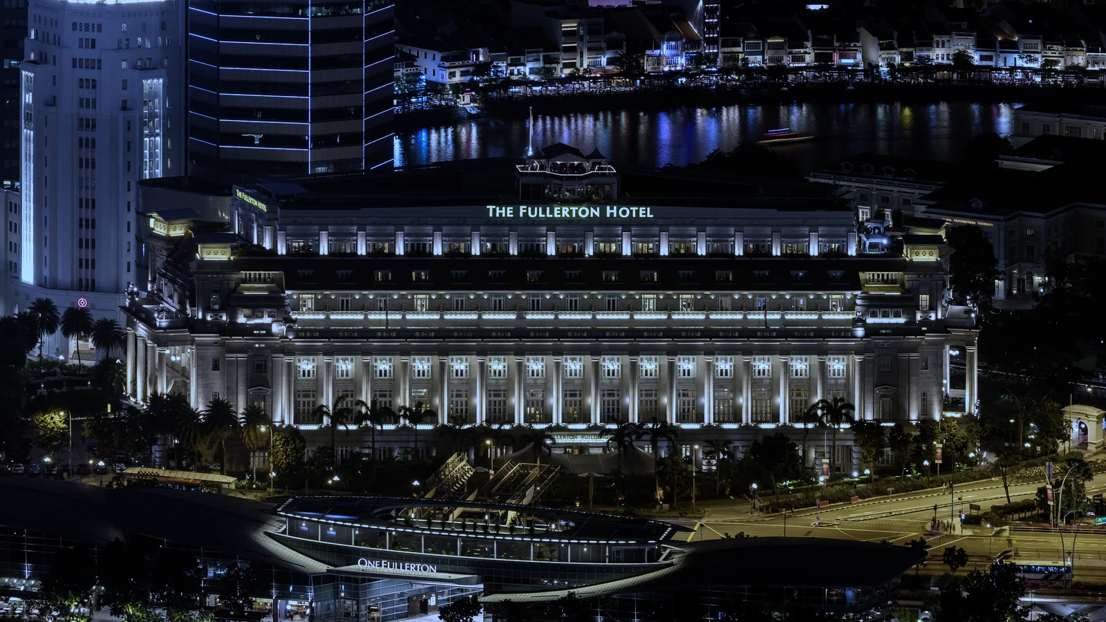 Singapore business district across Marina Bay