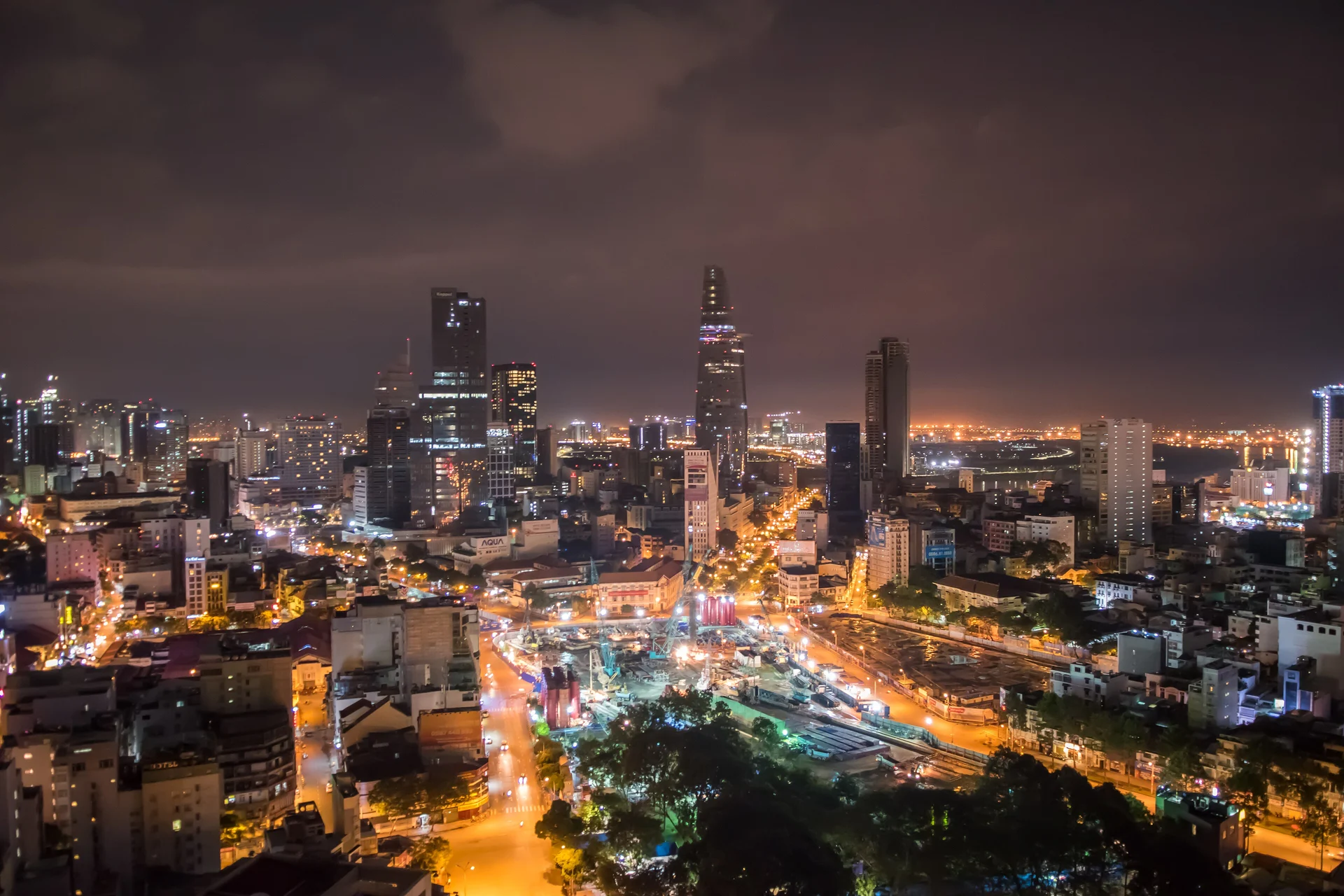 Ho Chi Minh city (39514086172) — editorial context